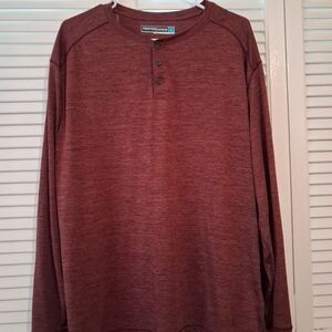 Roundtree & Yorke Men's Henley Shirt - Maroon